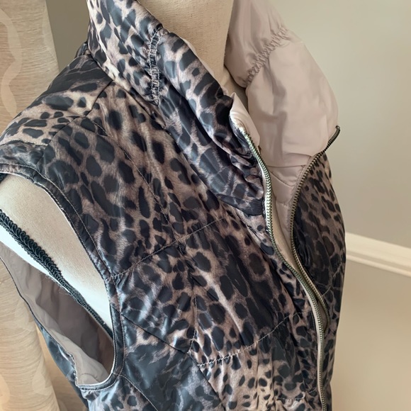Leopard Puffer Vest NWT - Picture 2 of 5